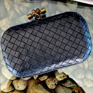 Bottega Veneta knot clutch black